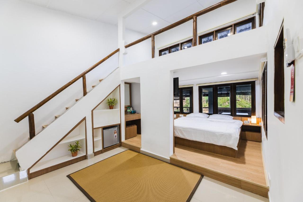 Ellin Forest Karaoke & Pool Resort Bukit Tinggi Bentong Exterior foto